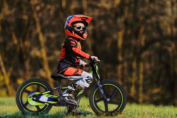 Cyklocentrum depo33 - Půjčovna kol Senohraby Půjčovna kol Senohraby